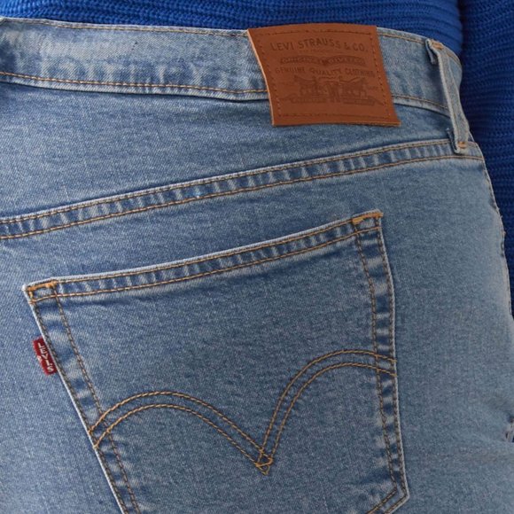NWT Levi's Premium High-Waisted Wedgie Jean - Picture 5 of 6